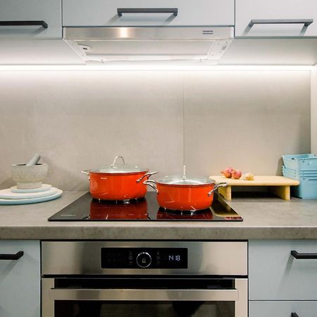 Blue Harbour House - Style Meets Comfort بيرايوس المظهر الخارجي الصورة