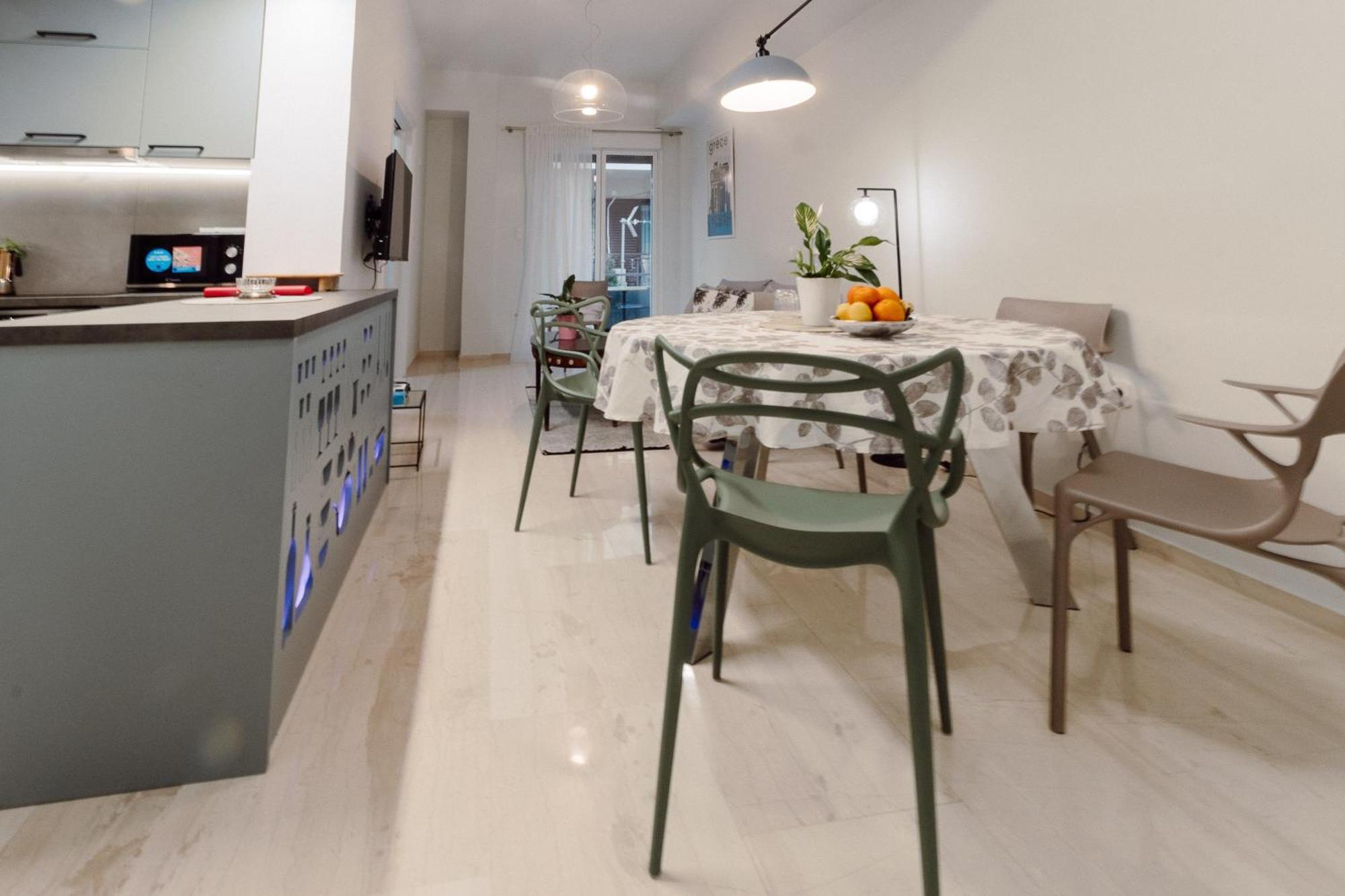 Blue Harbour House - Style Meets Comfort بيرايوس المظهر الخارجي الصورة